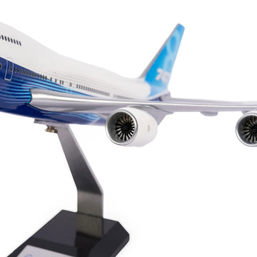 Boeing Unified 747-8i 1:144 Model